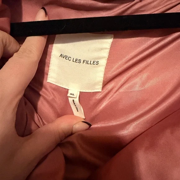 Avec Les Filles Dusty Rose Puffer Jacket - Picture 2 of 2